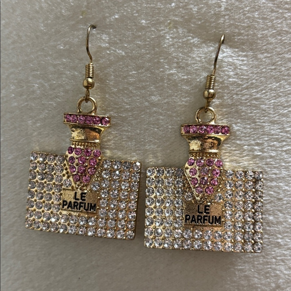 Boutique Le Parfum Bottle Perfume Rhinestone Dangle Earrings Gold Tone
